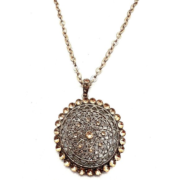 Fashion Chain Necklace with Round Coin Shaped Pendant - Picture 2 of 2